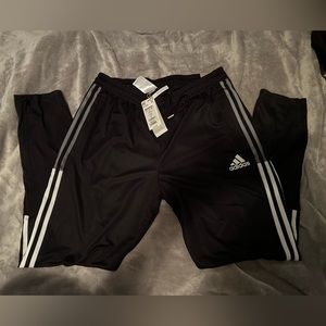 Adidas sweatpants